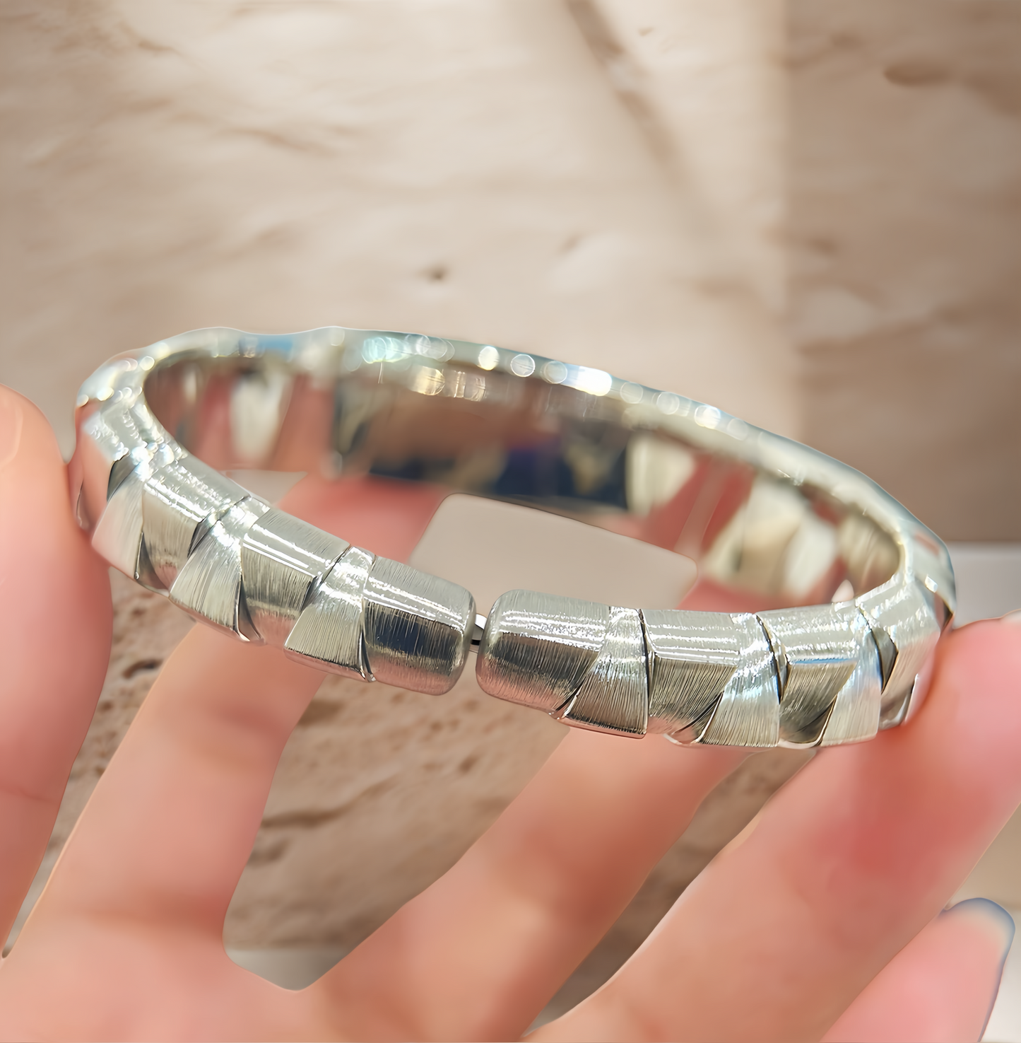 Vintage 18k Gold Diamond Bracelet (Item No. VT131)