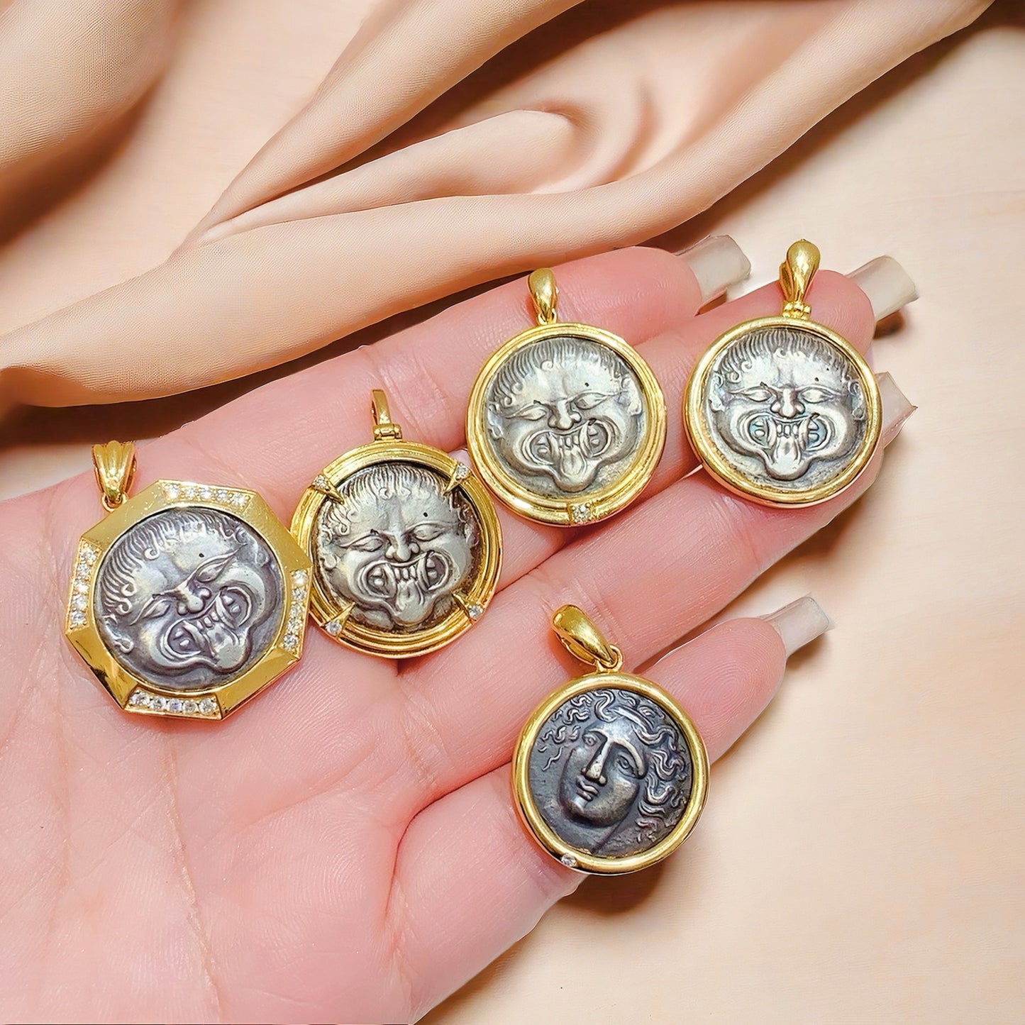 Gorgo Medusa Ancient Greek Coin Medallion 18K Gold Pendant (Item No. COIN040)