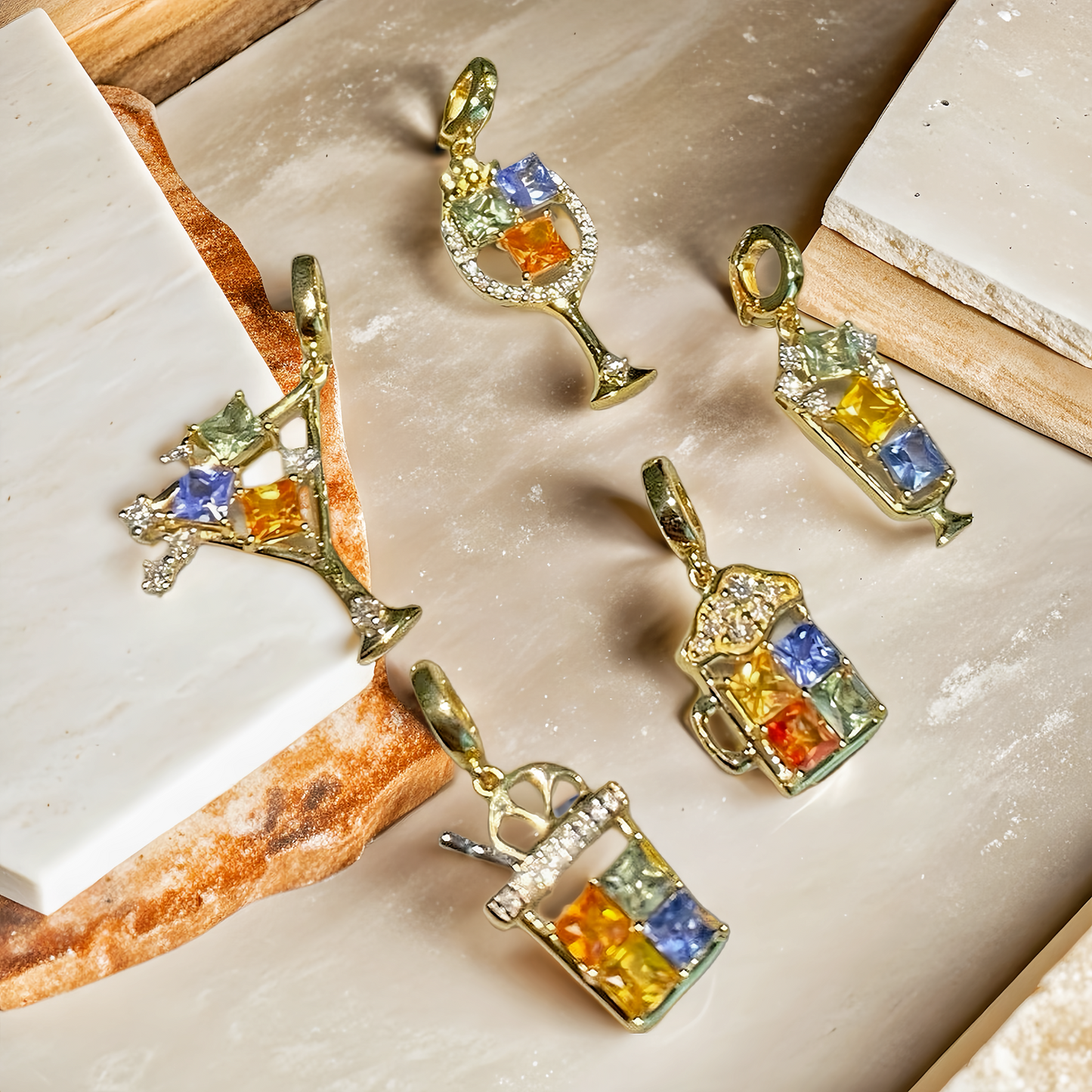 Beverage Glass 18k Gold Diamond Sapphire Pendant (Item No. VT167)