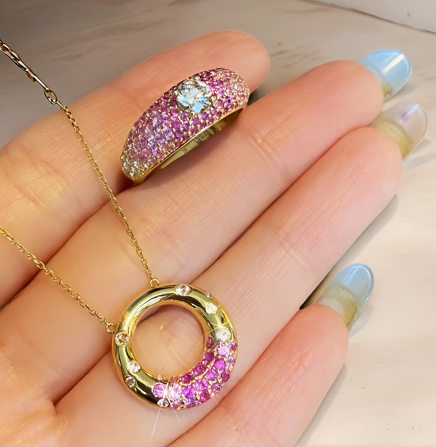 Vintage 18k Gold Diamond Pendant (Item No. VT170)