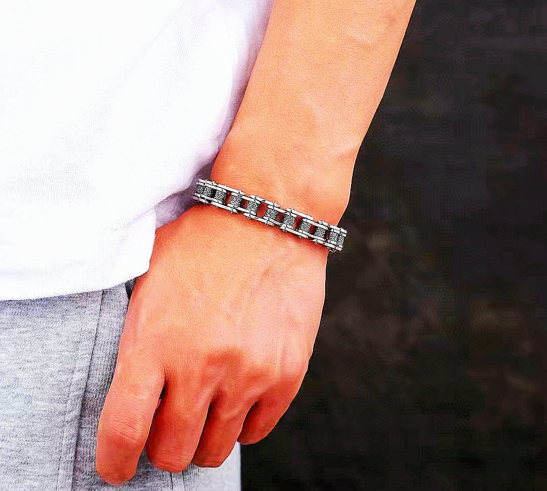 Classic Silver Bracelet(Item No. B0606)