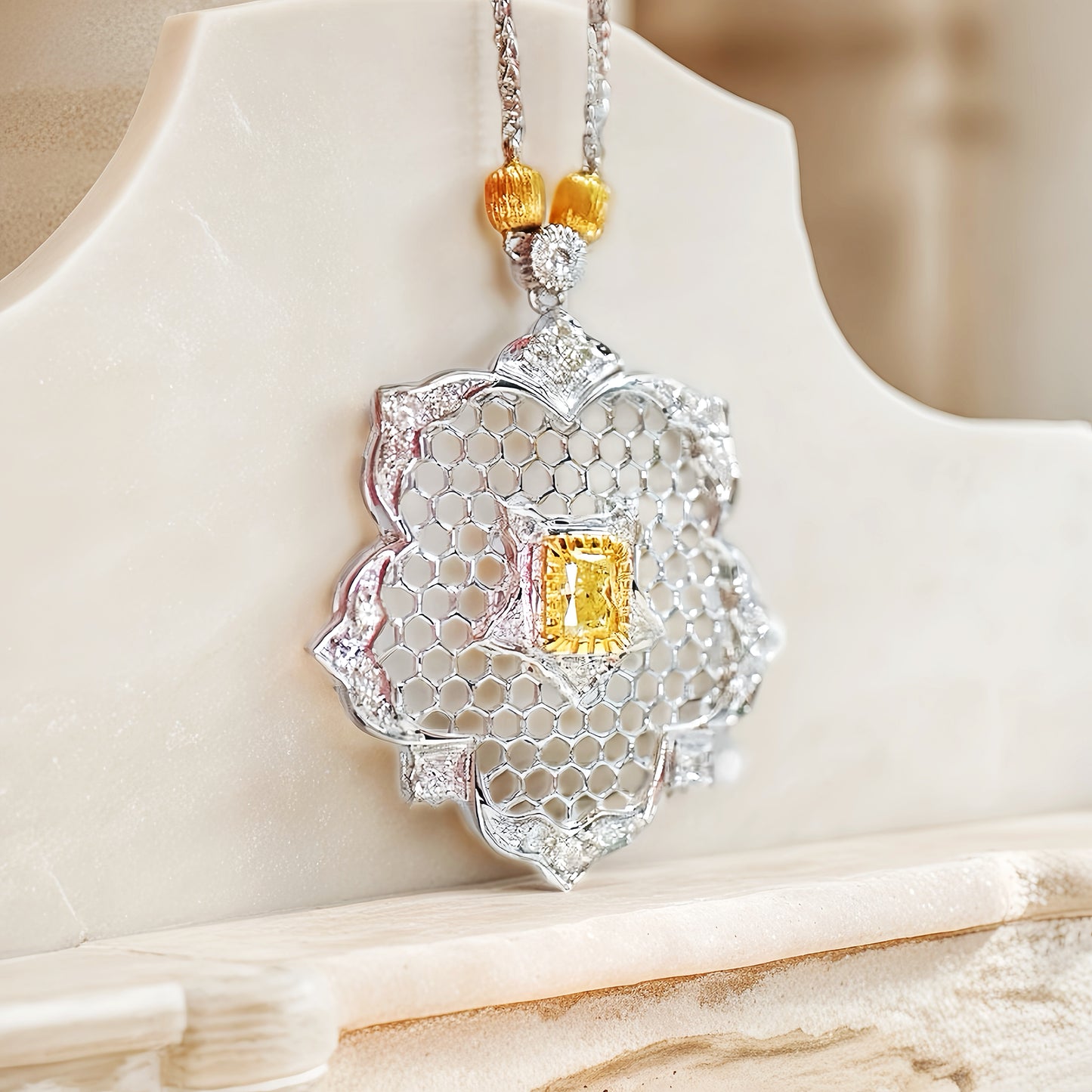 Vintage 18k Gold Diamond Pendant (Item No. VT096)