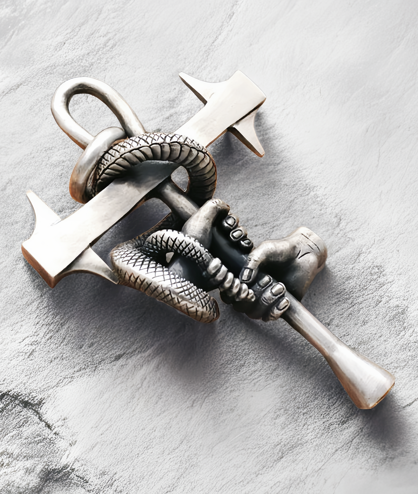 Snake Fist Cross Silver Pendant (Item No. SC016)