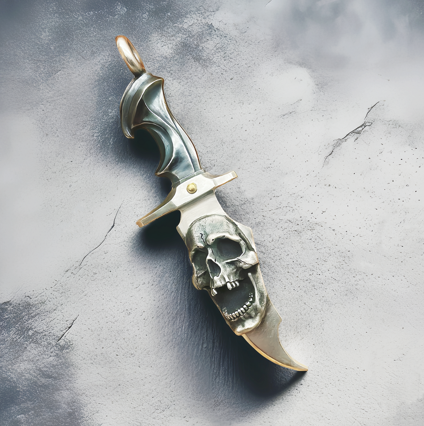Skull & Dagger Silver Pendant (Item No. SC040)
