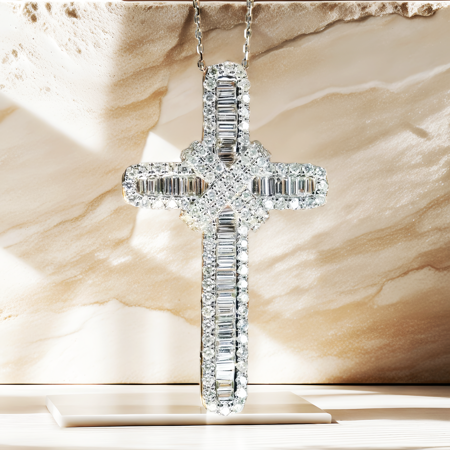 Cross 18k Gold Diamond Pendant (Item No. VT210)