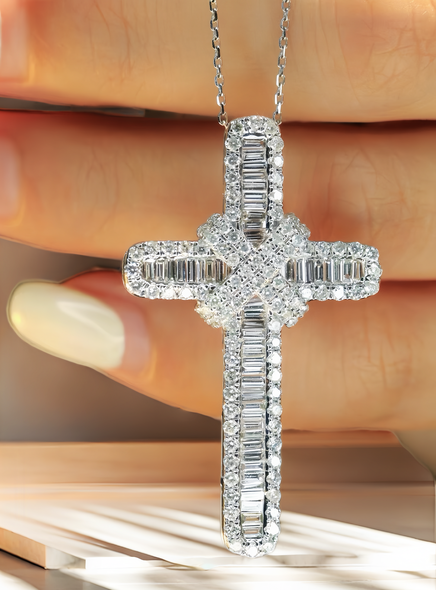 Cross 18k Gold Diamond Pendant (Item No. VT210)