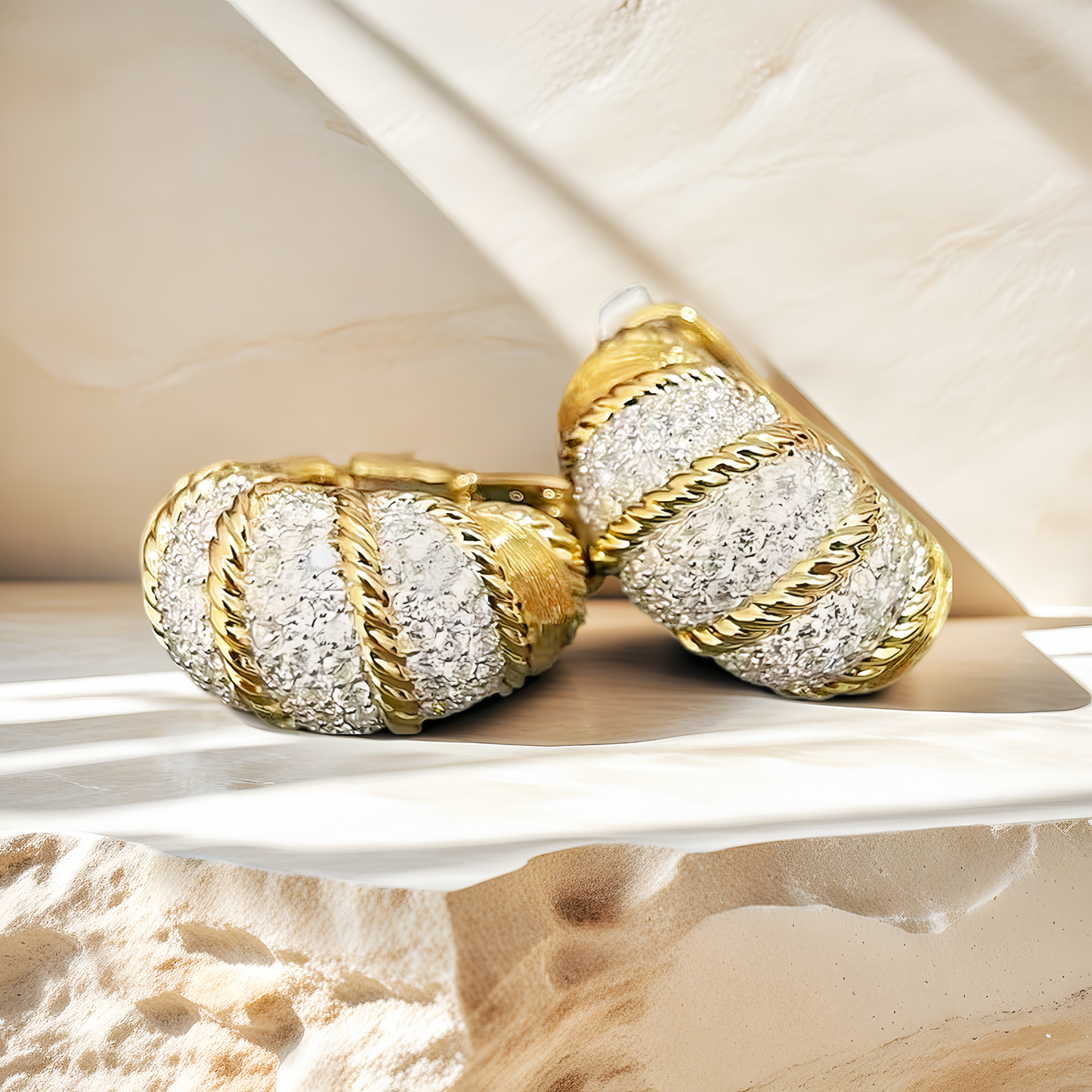 Vintage 18k Gold Diamond Earring (Item No. VT212)