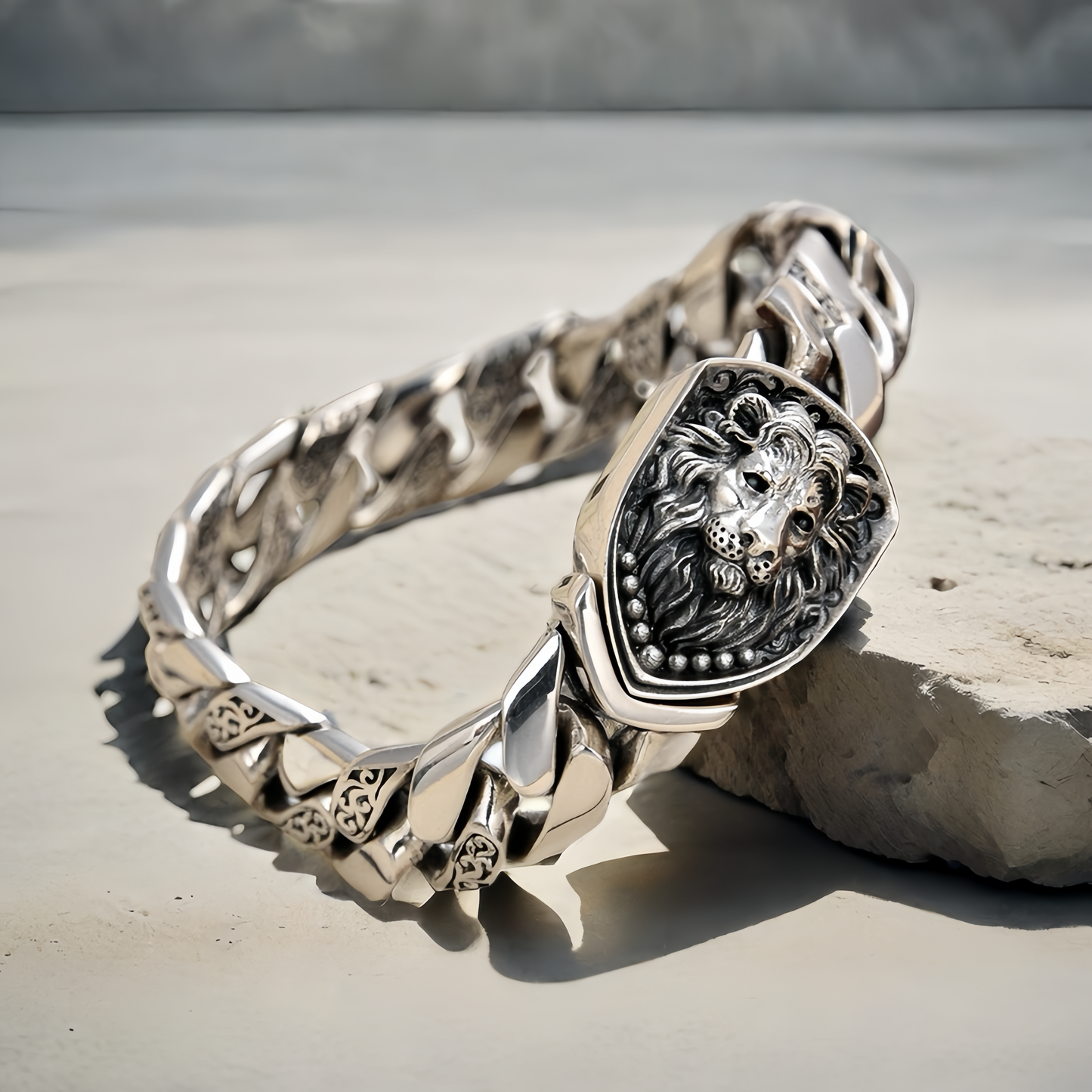Lion Silver Bracelet (Item No. B0627)