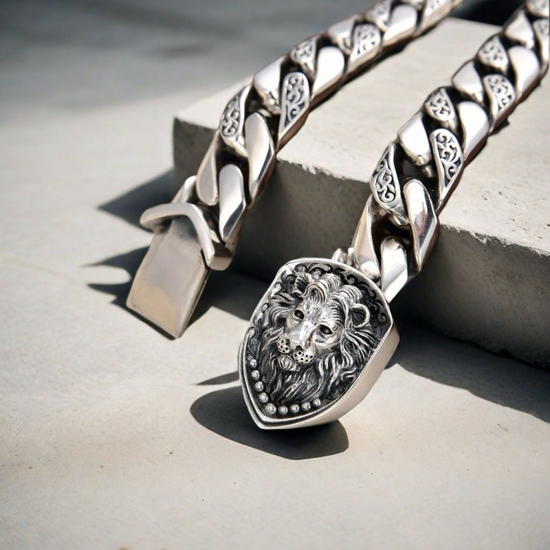Lion Silver Bracelet (Item No. B0627)