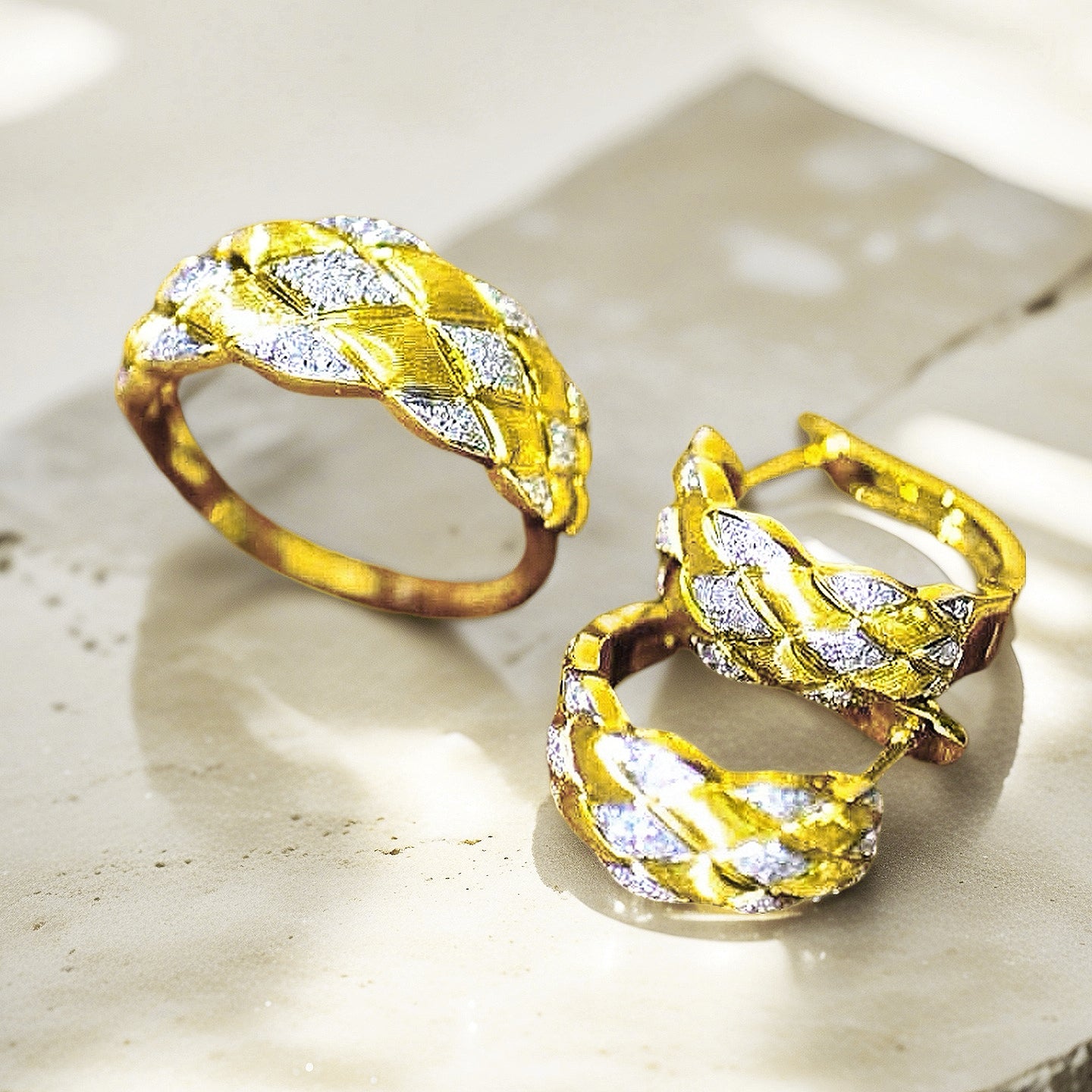 Vintage Rigato Engrave 18k Gold Diamond Ring (Item No. VT025)