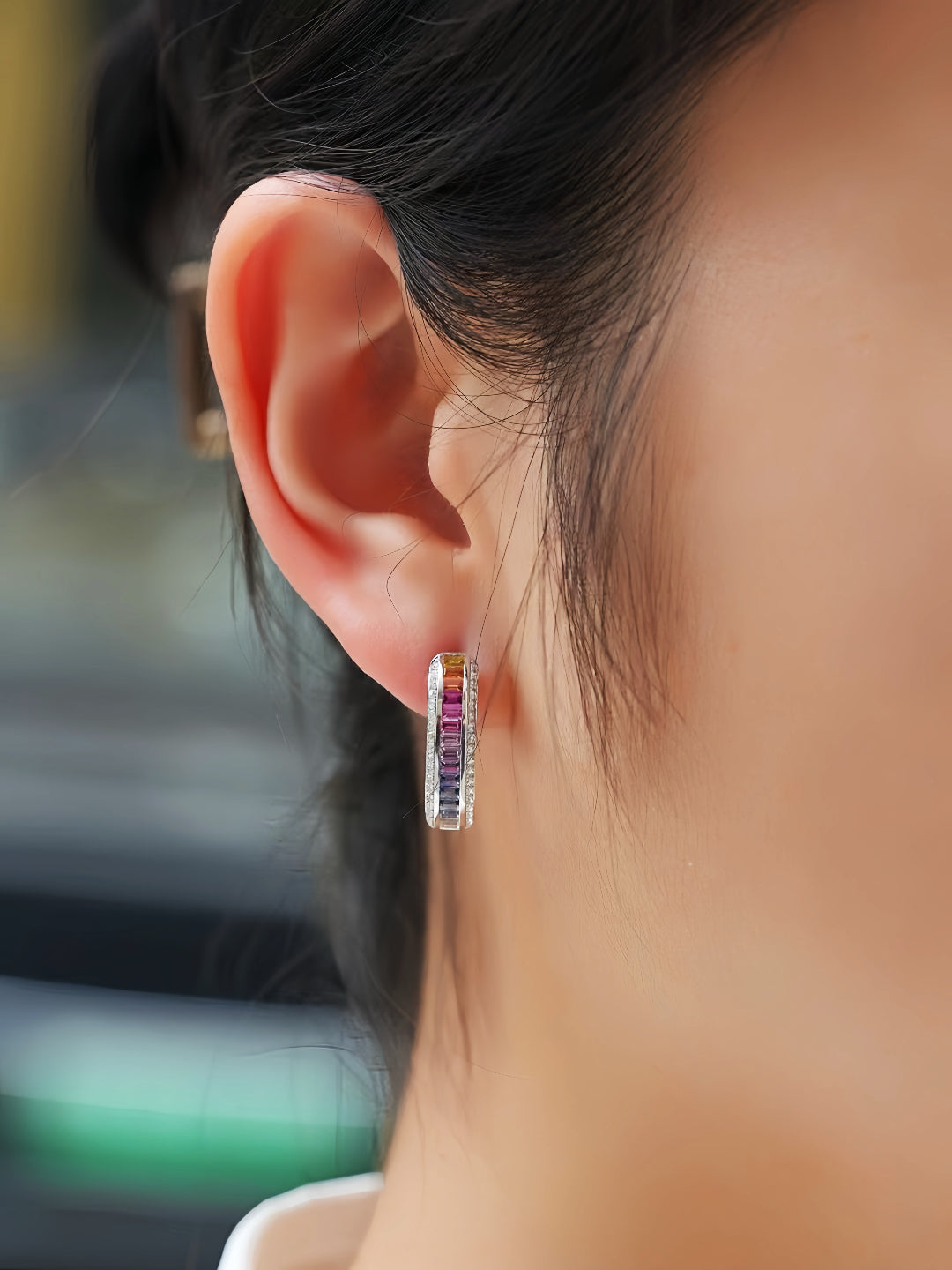 Rainbow Sapphire 18k Gold Earring (Item No. SA087)