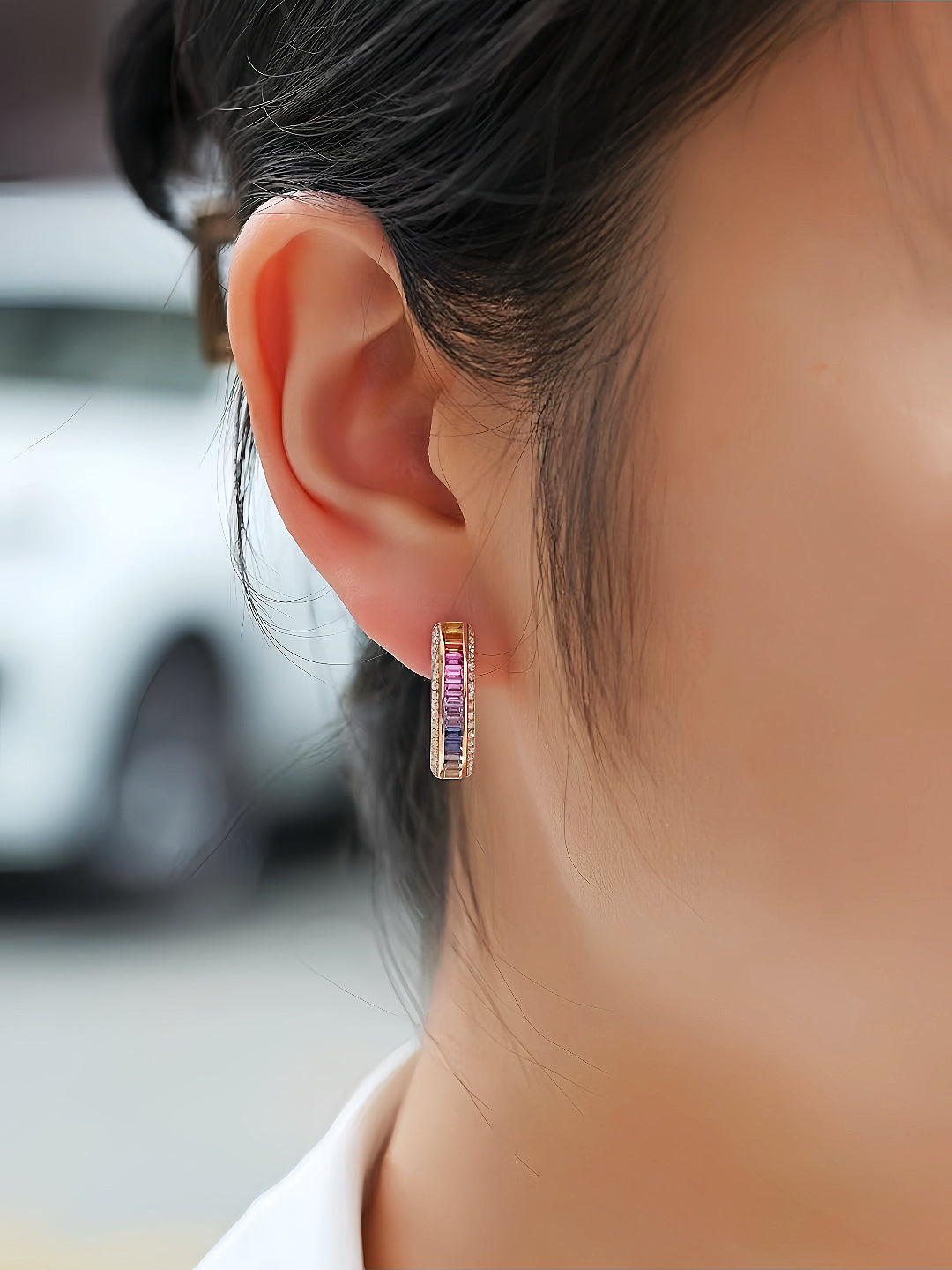 Rainbow Sapphire 18k Gold Earring (Item No. SA087)