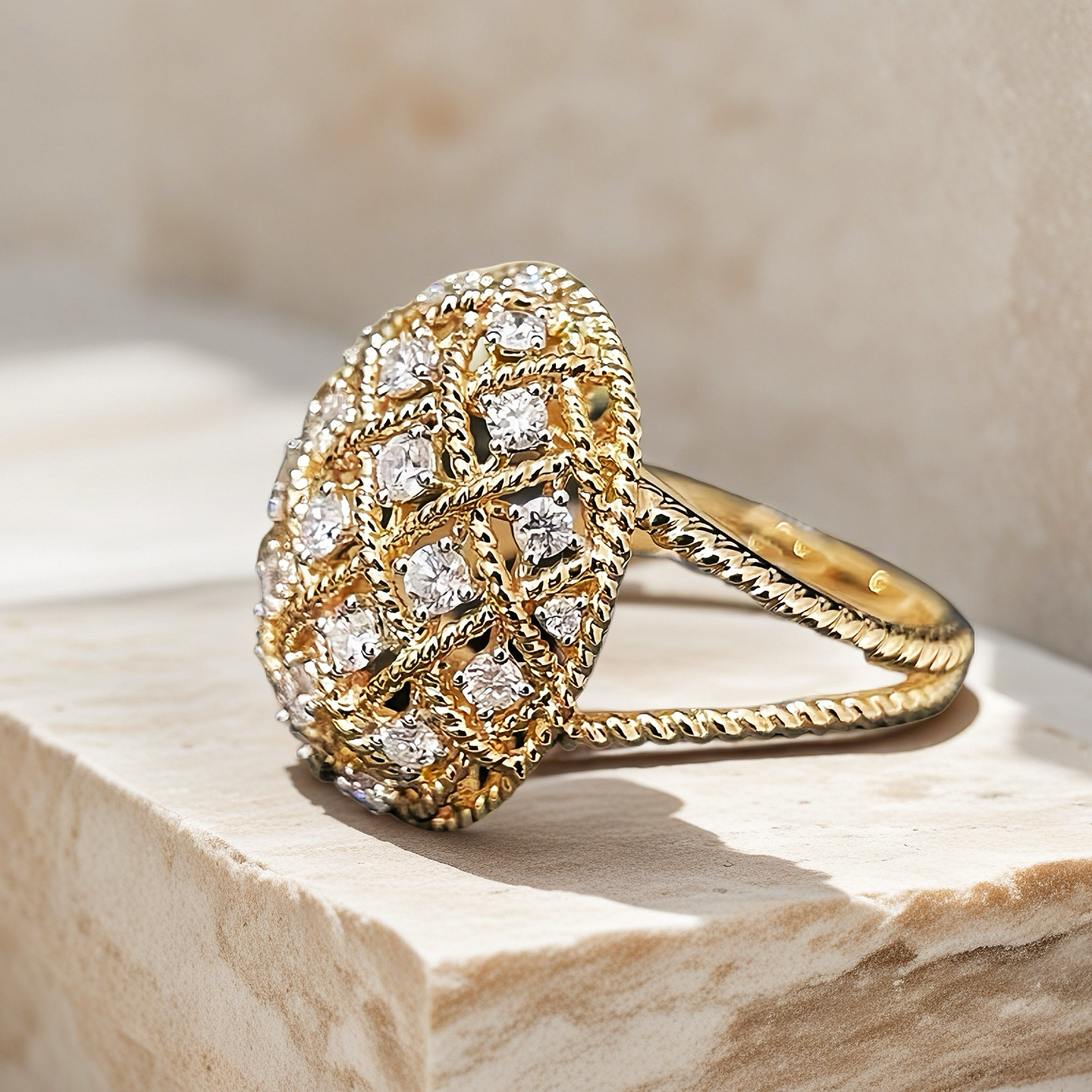 Vintage Stars 18k Gold Diamond Ring (Item No. VT011)