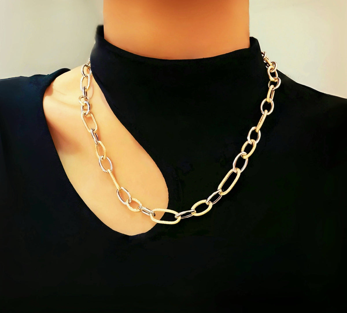 Curb Link 18k Gold Necklace (Item No. SJN022)