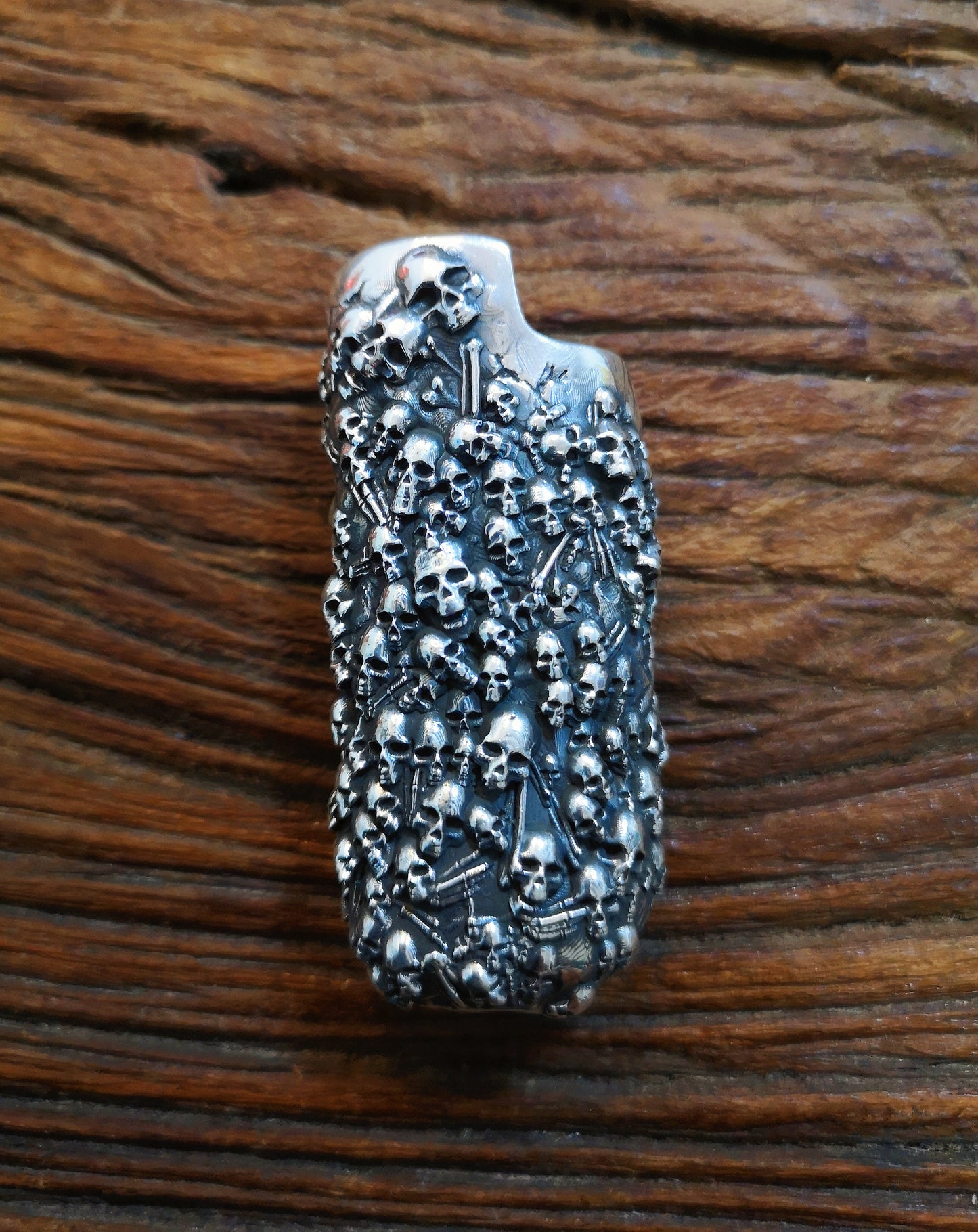 Gothic Burial Skull Silver Lighter Case (Item No. L0003) Tartaria Onlinestore