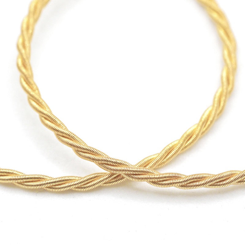 Twisted 18K Gold Bracelet (Item No. SR061CB)