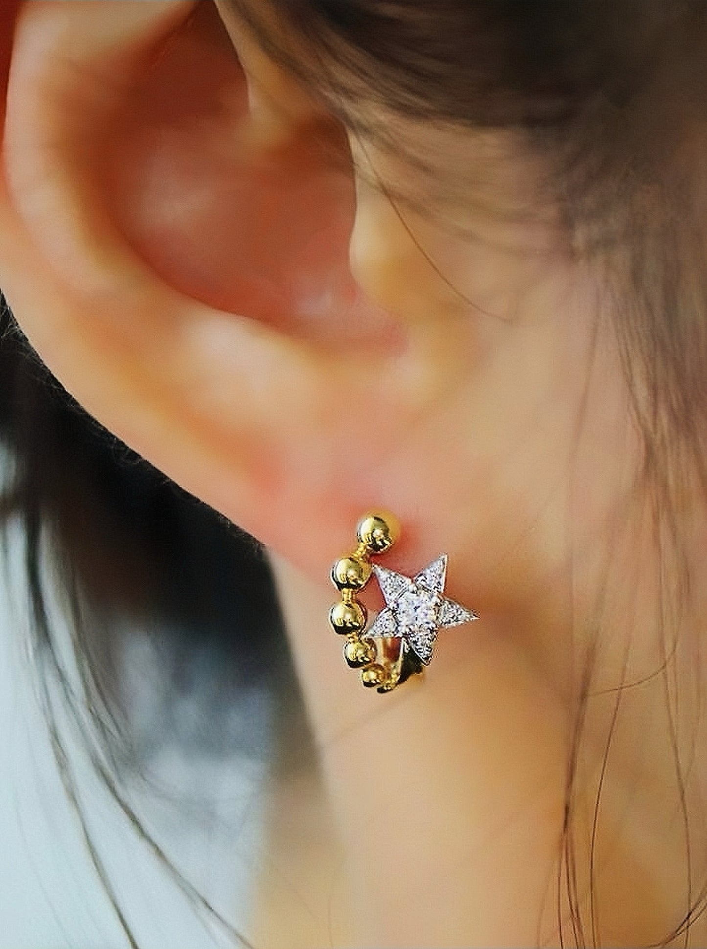 Stars 18k Gold Diamond Earring (Item No. VT063）