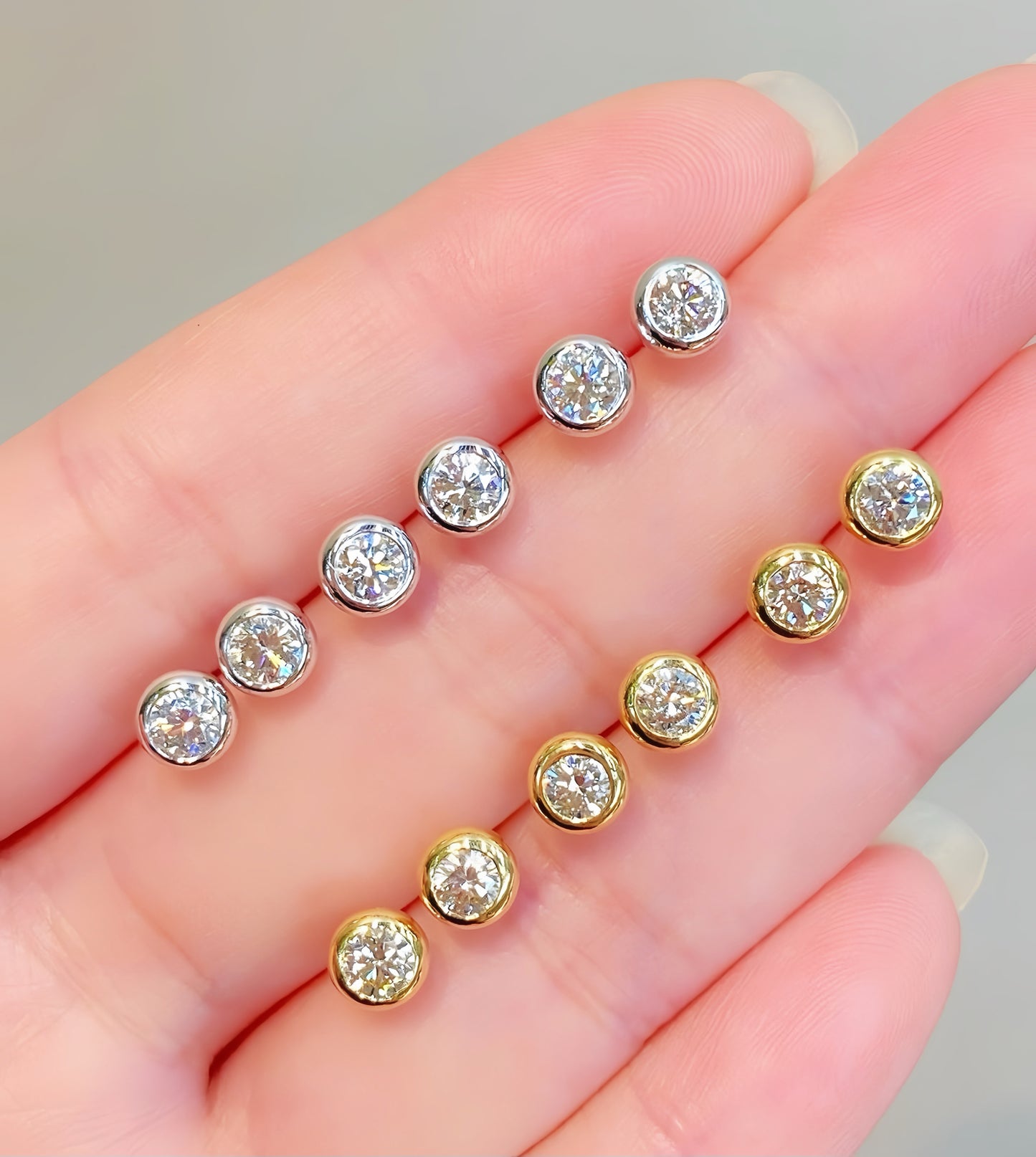 Vintage 18k Gold Diamond Earring (Item No. VT081）