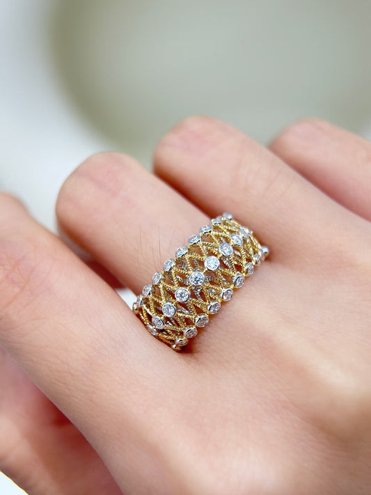 Vintage 18k Gold Diamond Ring (Item No. VT488）