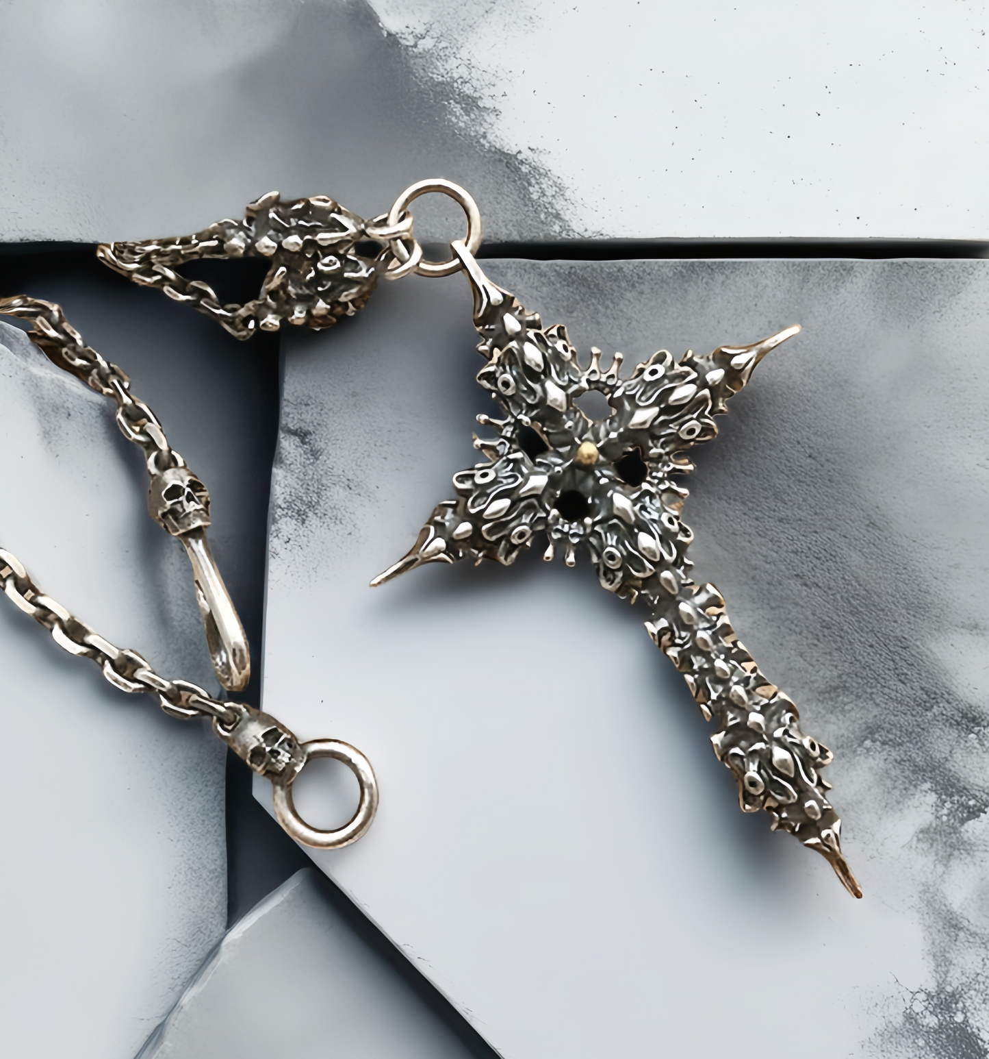 Skull & Cross Bone Silver Pendant (Item No. SC013)