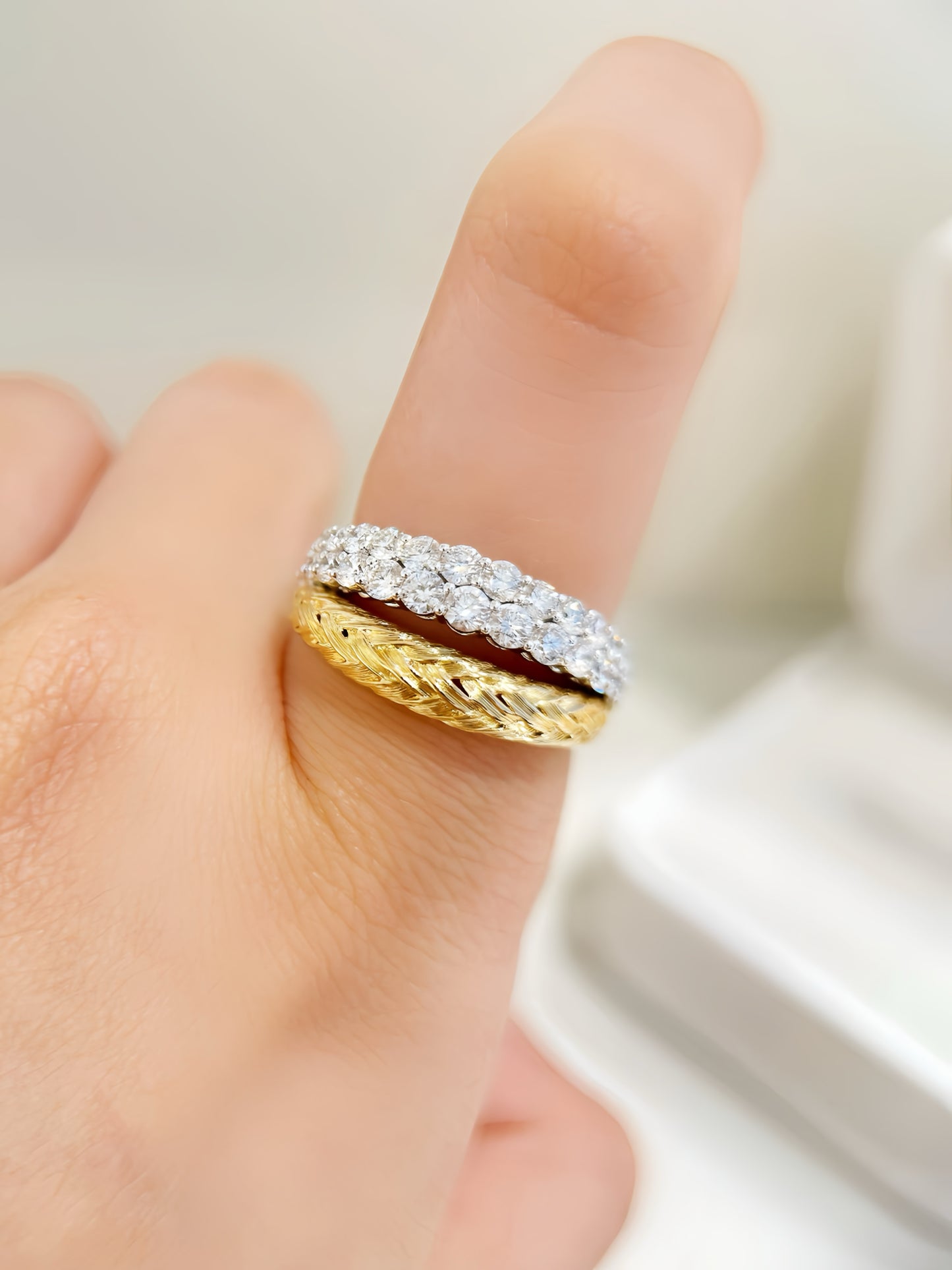 Vintage 18k Gold Diamond Ring (Item No. VT314)