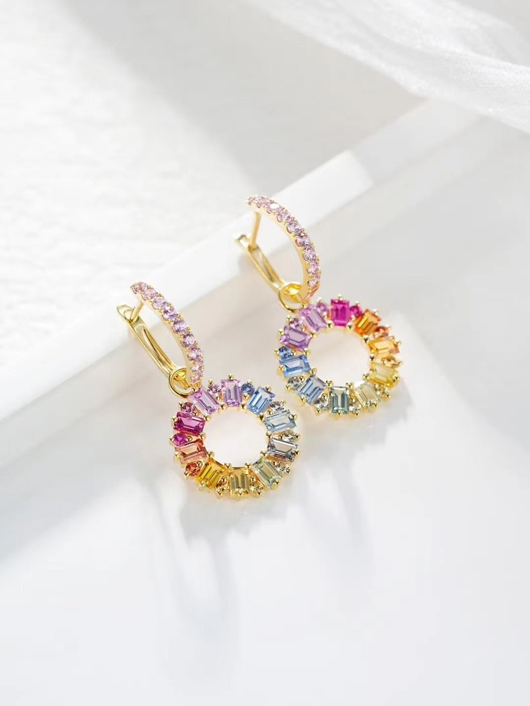 Rainbow Sapphire 18K Gold Earring (Item No. SA038）