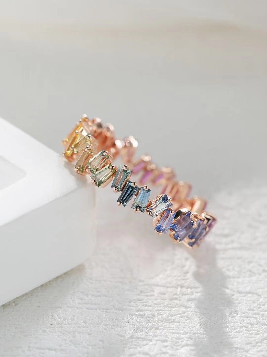 T Square Cut Rainbow Sapphire 18k Gold Ring (Item No. SA025）