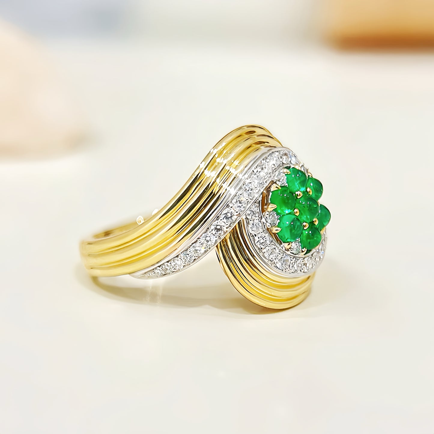 Vintage 18k Gold Diamond Emerald Ring (Item No. VT 276)