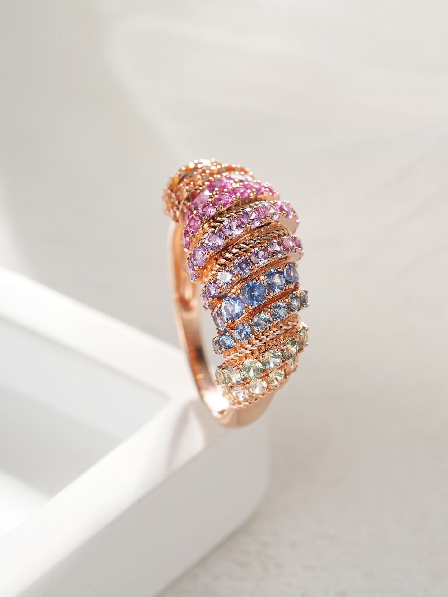 Croissant Rainbow Sapphire 18k Gold Ring (Item No. SA141）