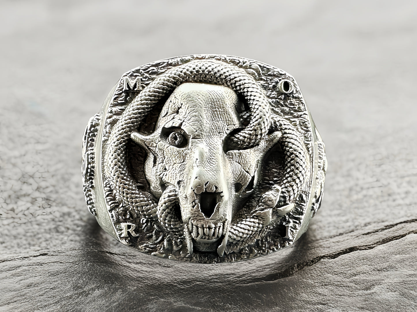 The Ring of Mori Hound (Item No. KYR02)