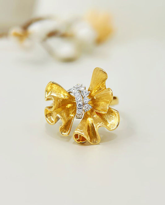 Vintage 18k Gold Diamond Ring (Item No. VT510）