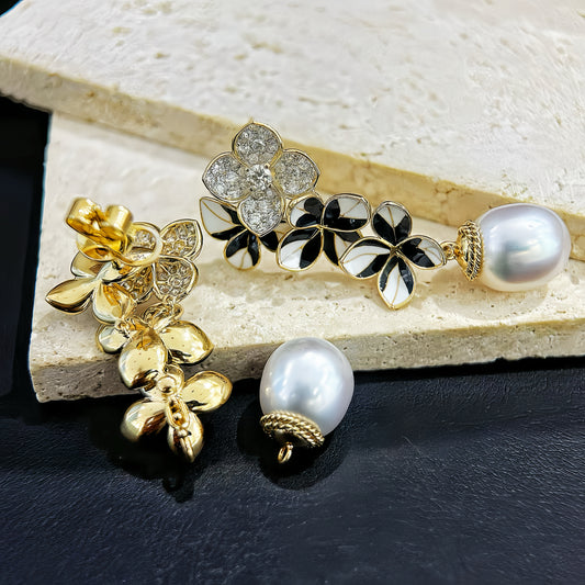 Enamel 18k Gold Diamond Earring (Item No. VT440）