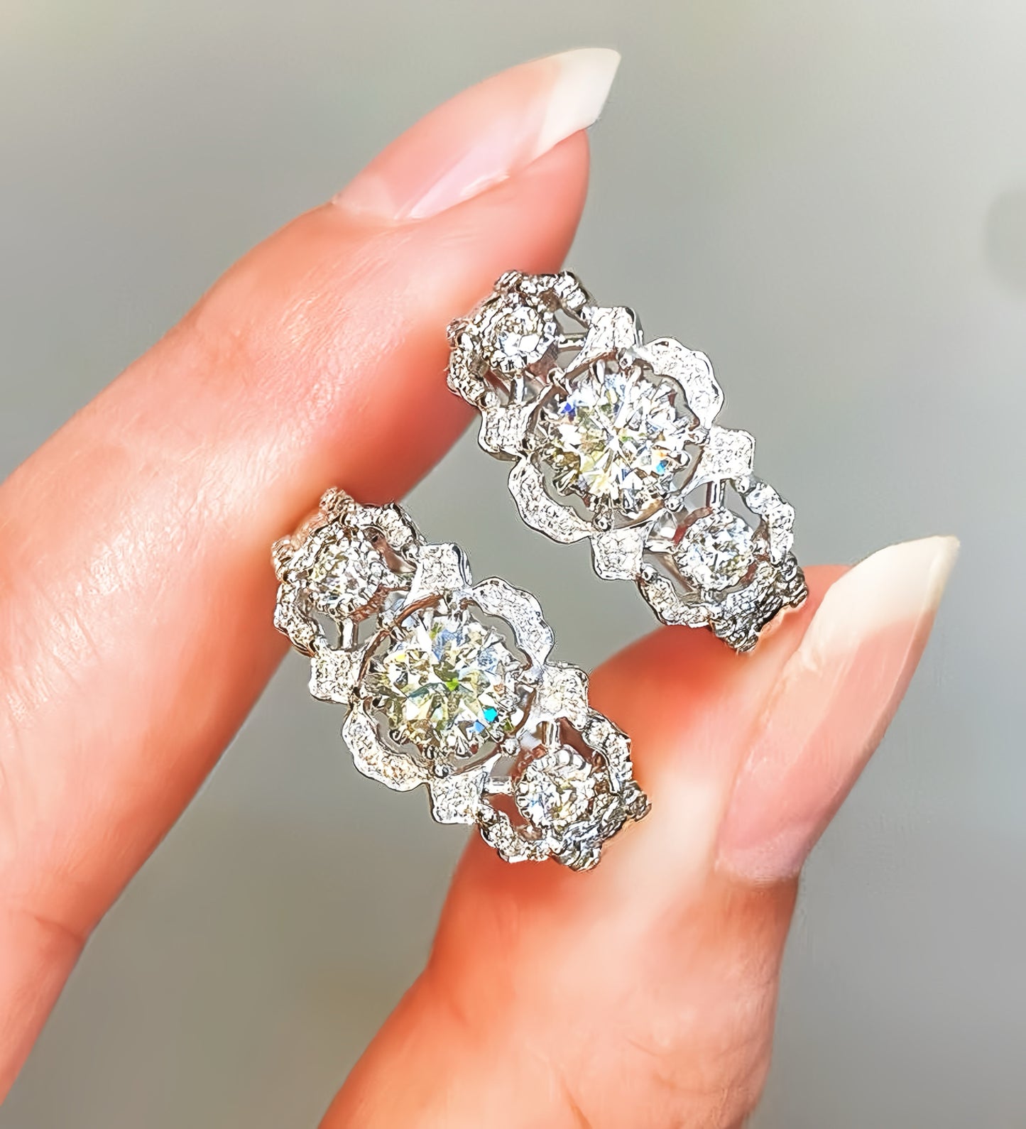 Vintage Lace 18k Gold Diamond Ring (Item No. VT045）