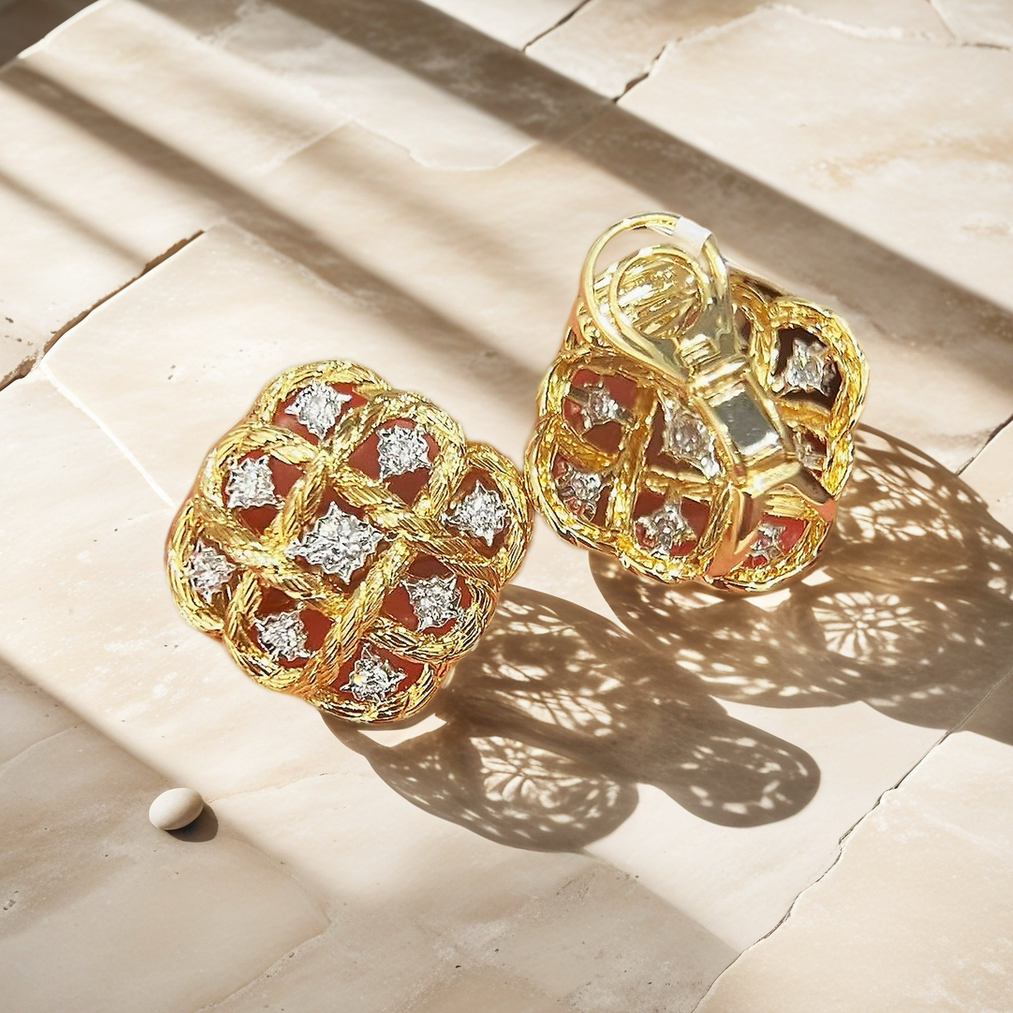 Vintage 18k Gold Diamond Earring (Item No. VT049）