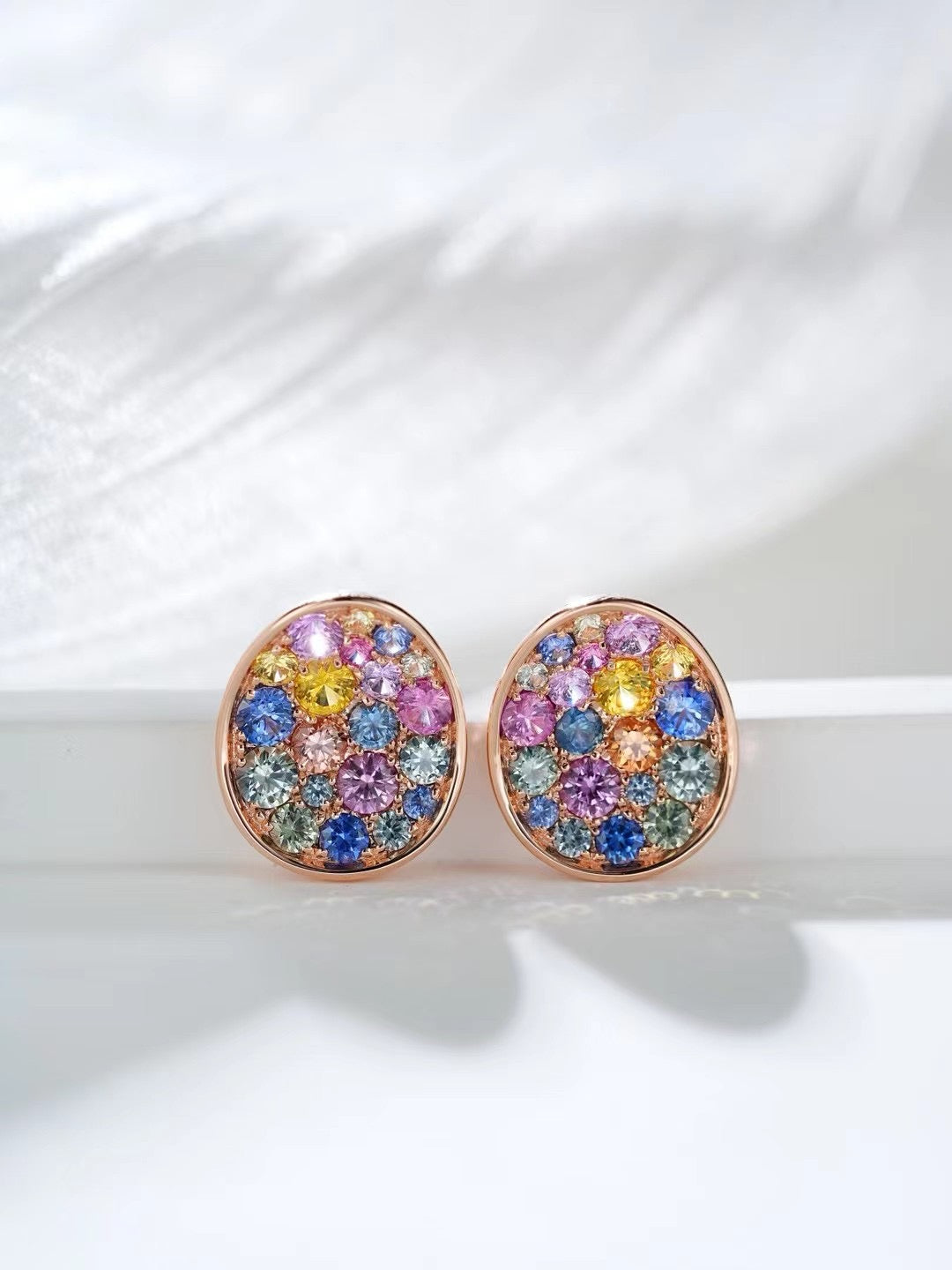 Rainbow Sapphire 18k Gold Earring (Item No. SA058）