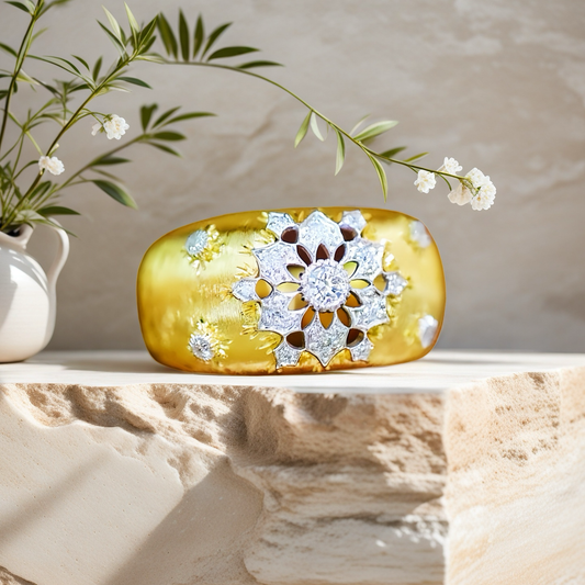 Rigato Engrave Vintage 18k Gold Diamond Ring (Item No. VT030）