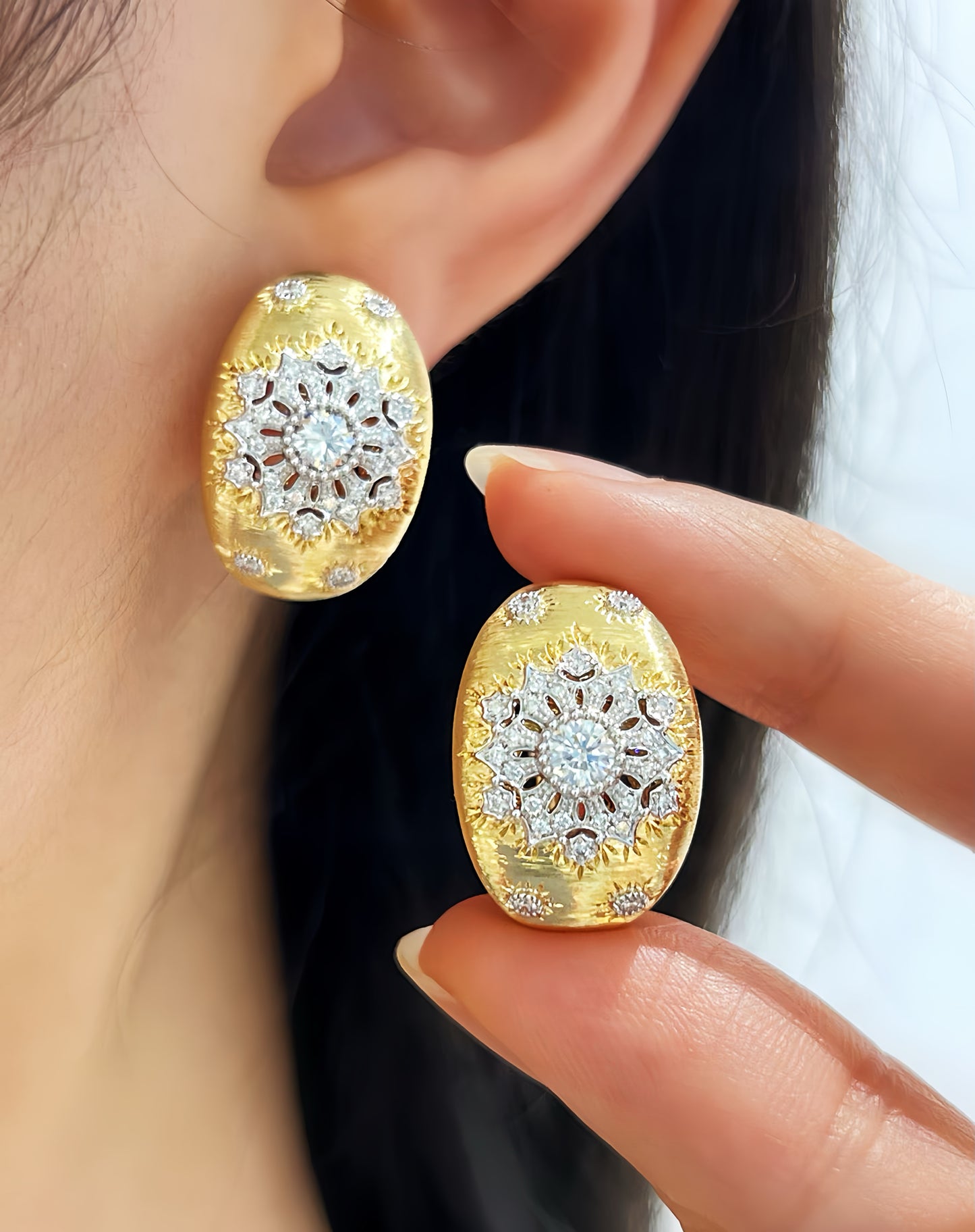 Vintage 18k Gold Diamond Earring (Item No. VT397）