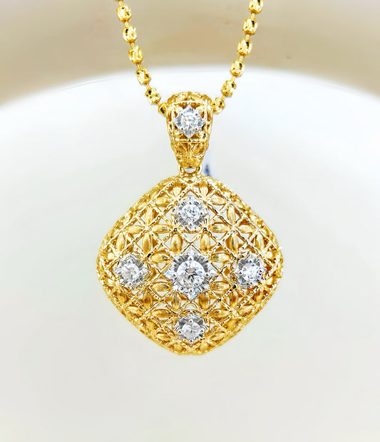 Vintage 18k Gold Diamond Pendant (Item No. VT 296)