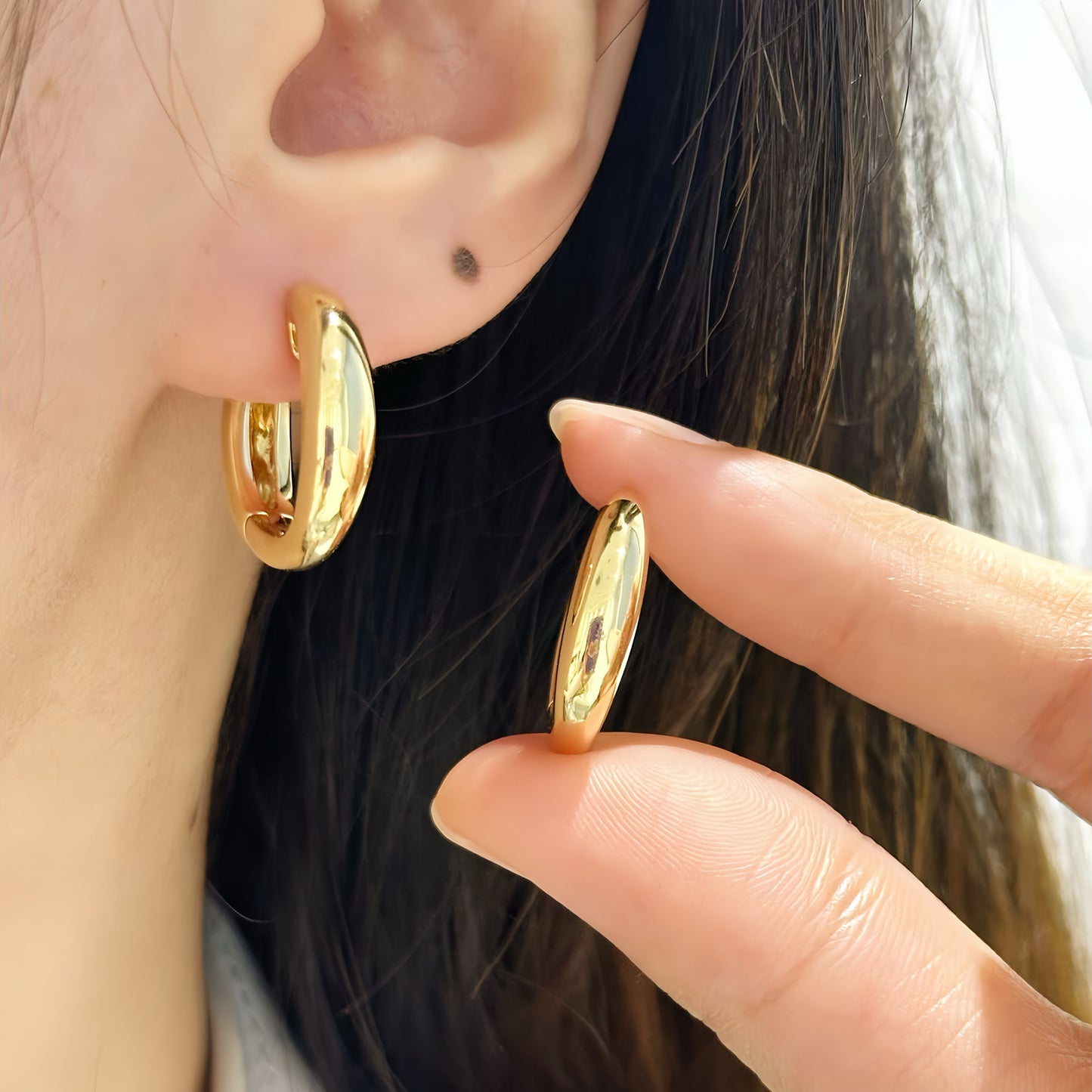 Vintage 18k Gold Diamond Earring (Item No. VT316)