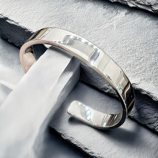 High Polished Platinum Gold Bangle (Item No. GB0035)