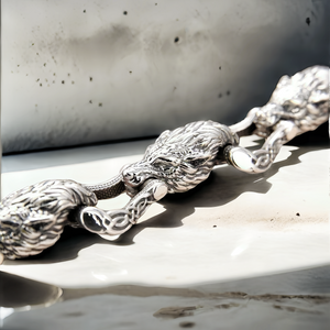 Wolf Silver Bracelet (Item No. B0675）