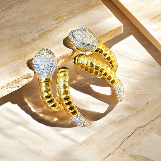 Snake 18k Gold Diamond Earring (Item No. VT249)