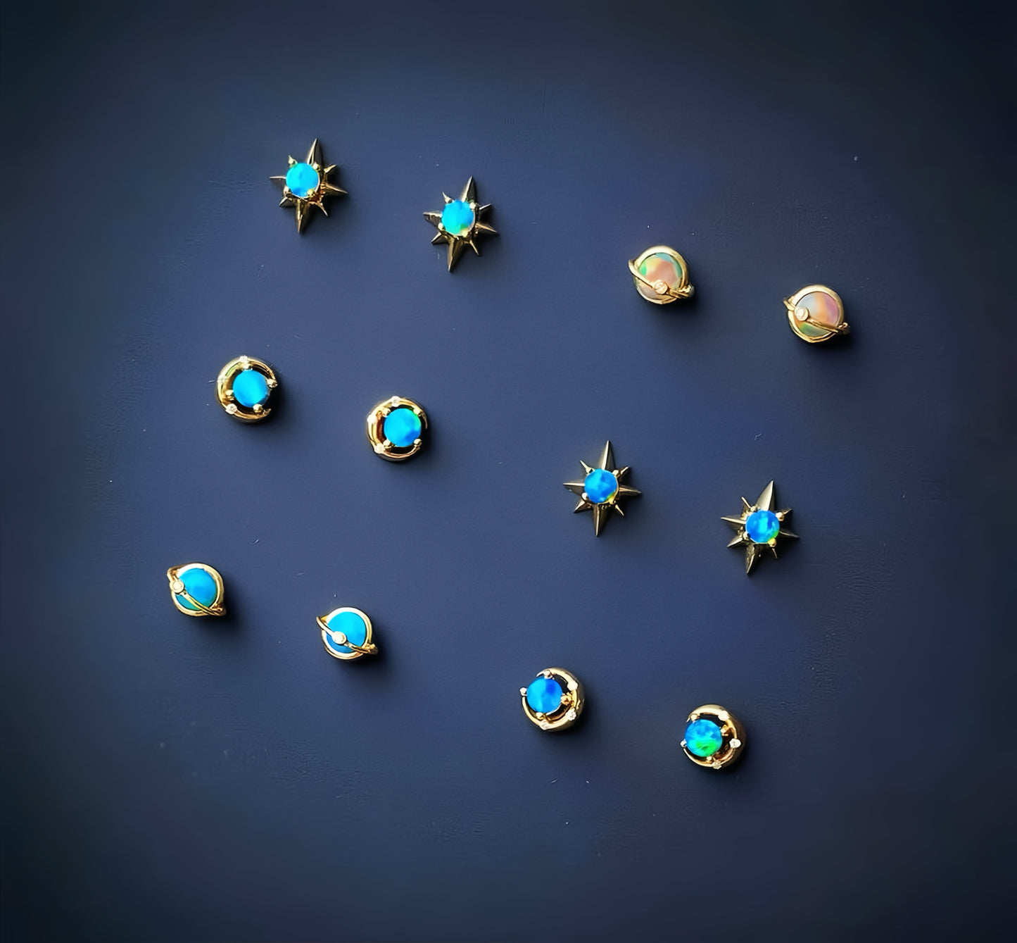 Galaxy Star Moon Globe 18k Gold Crystal Opal Diamond Earring (Item No. VT068）