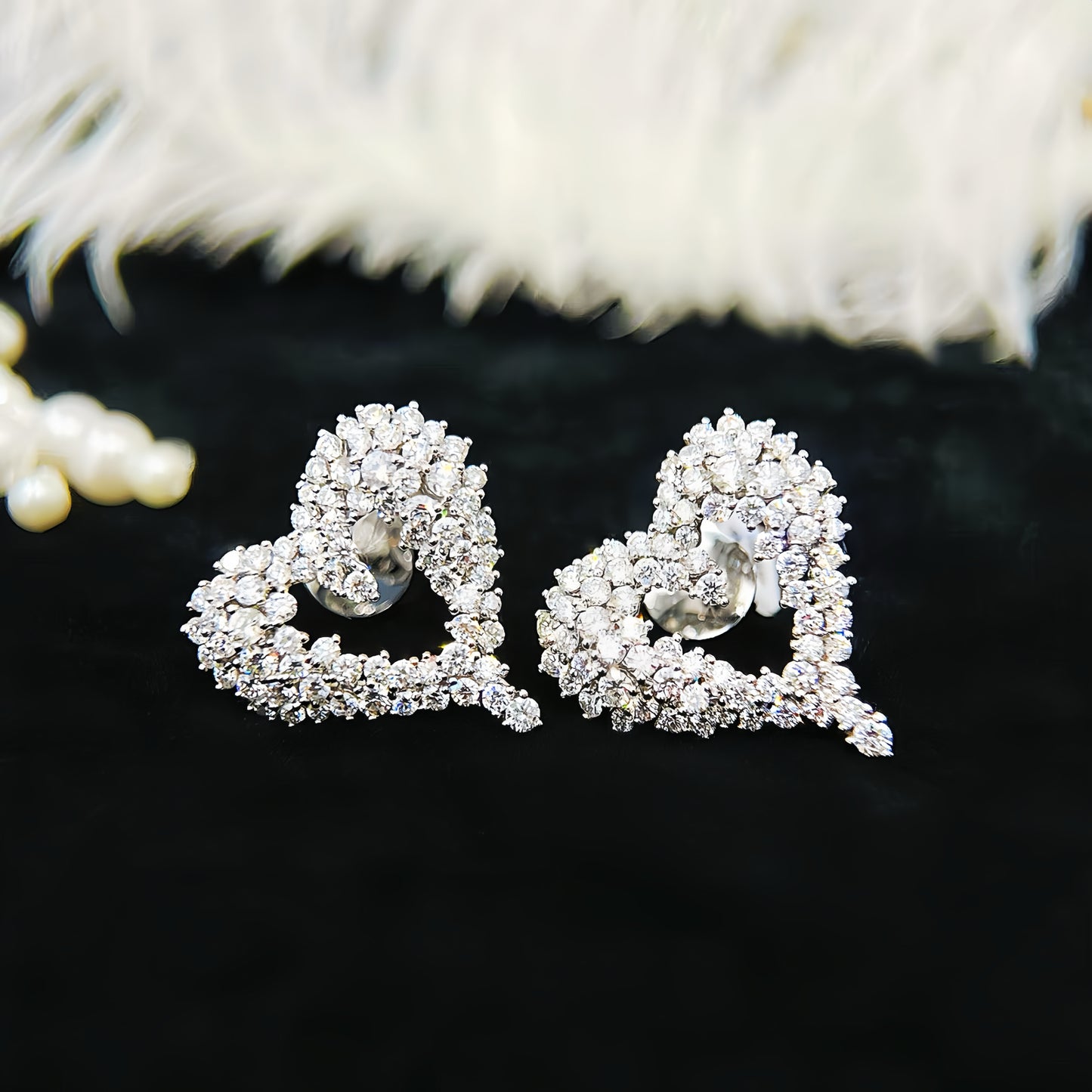 Heart 18k Gold Diamond Earring (Item No. VT266)
