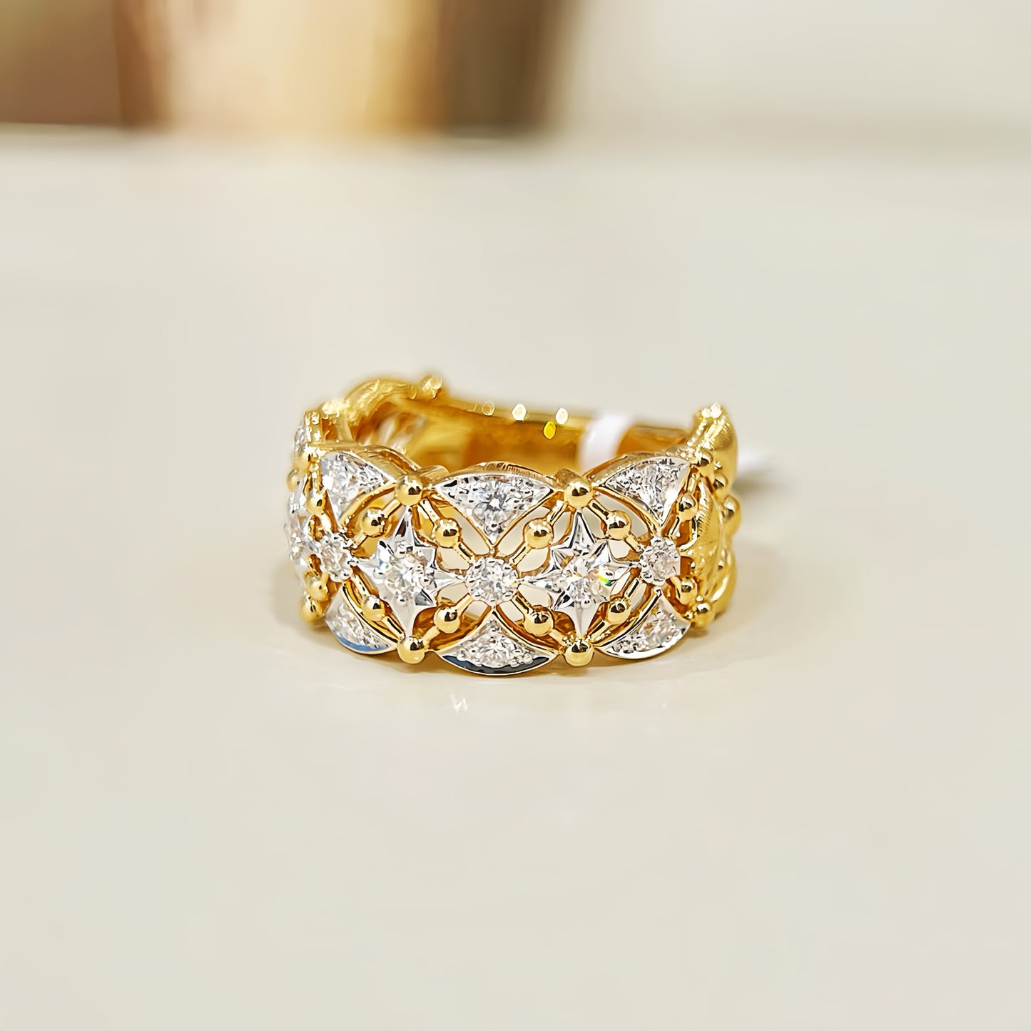 Vintage 18k Gold Diamond Ring (Item No. VT 280)