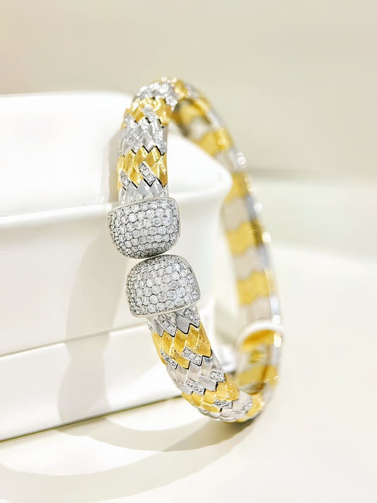 Weaving Vintage 18k Gold Diamond Bracelet (Item No. VT338)
