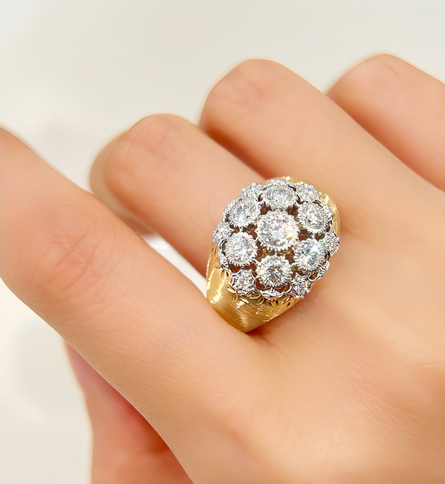 Vintage 18k Gold Diamond Ring (Item No. VT302)