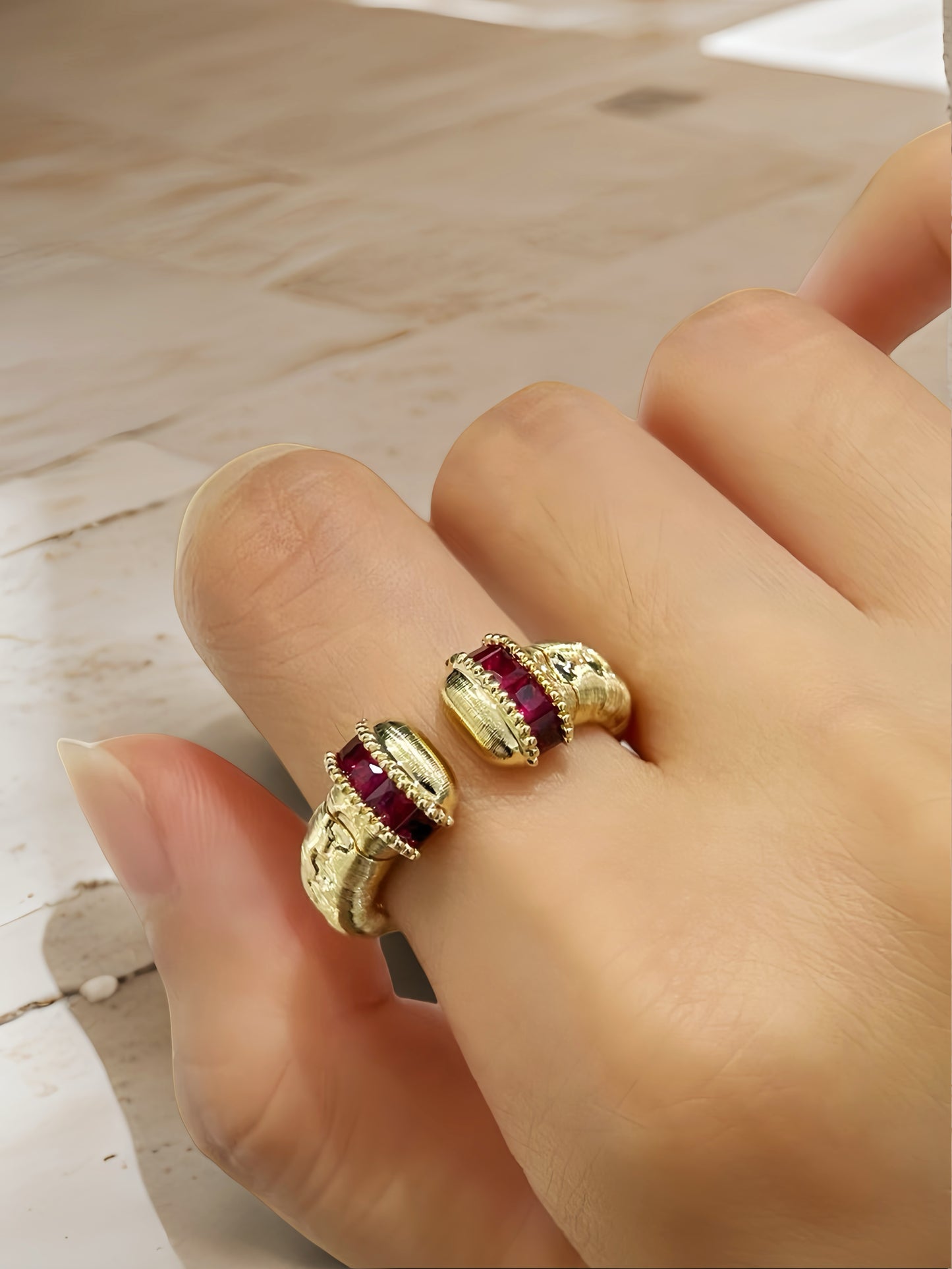 18k Gold Diamond Ring (Item No. VT226）