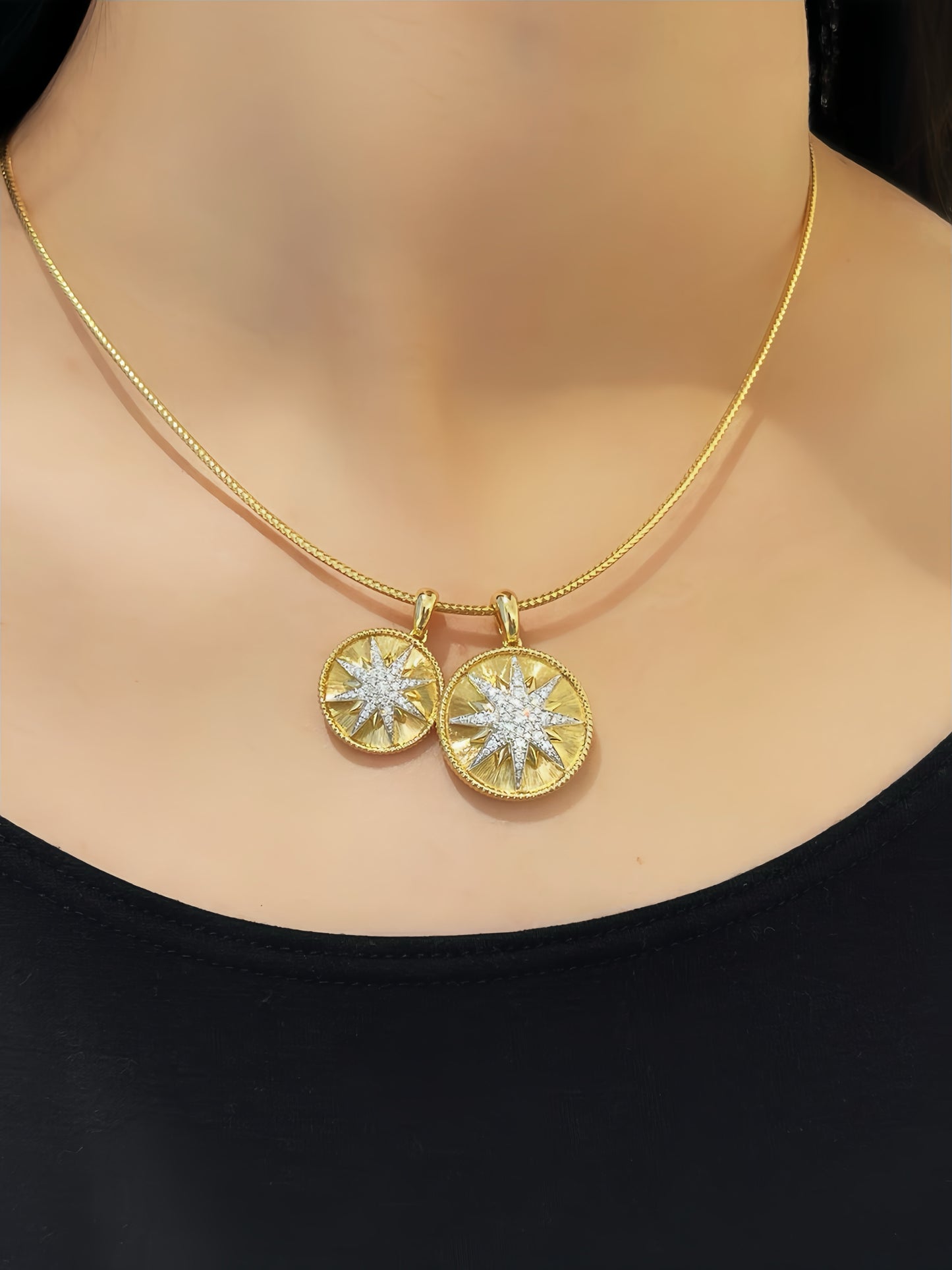 Star 18k Gold Diamond Pendant (Item No. VT383）