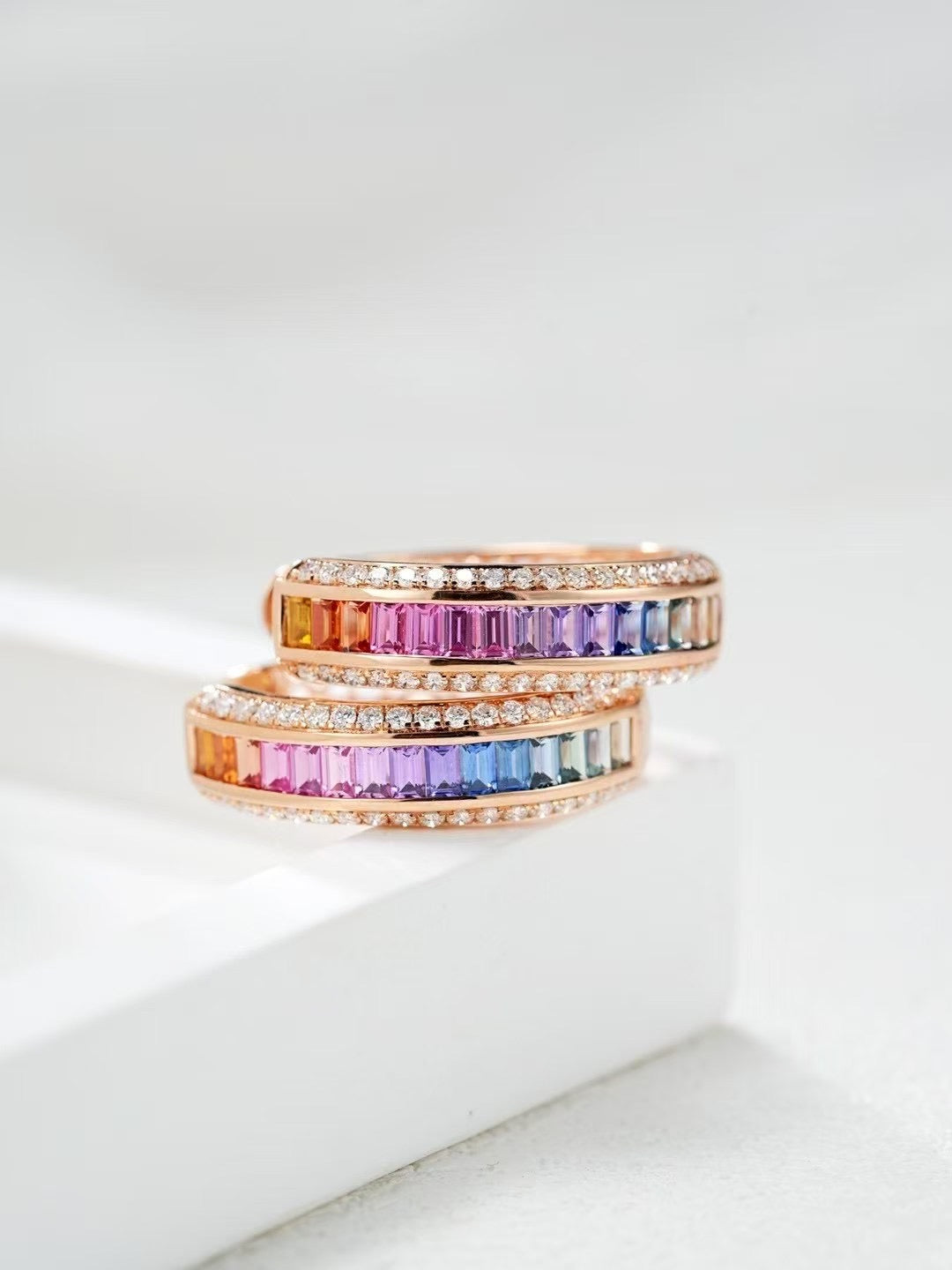 Rainbow Sapphire 18k Gold Earring (Item No. SA115）